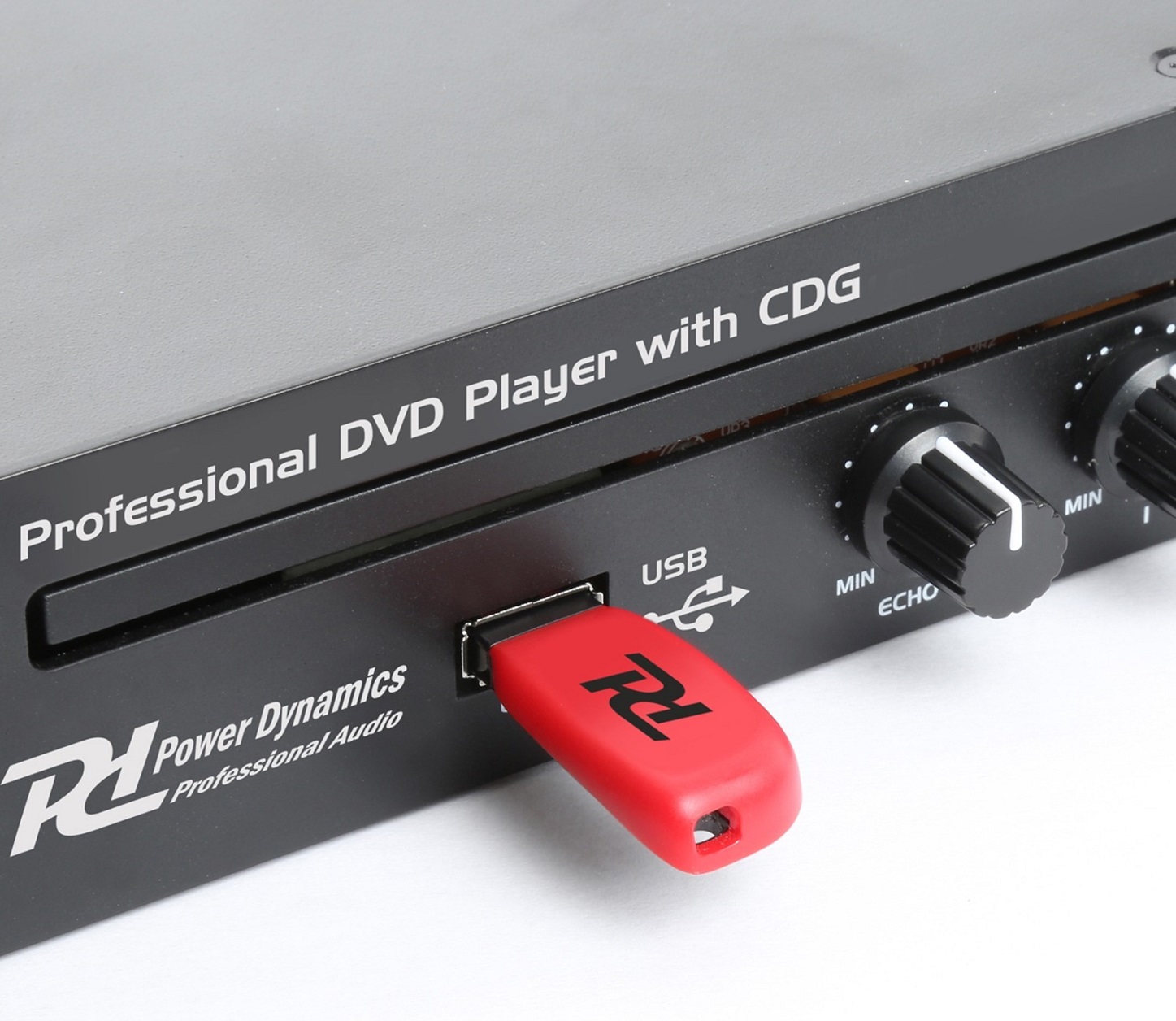 PDC150 19DVDCD player incl remote5